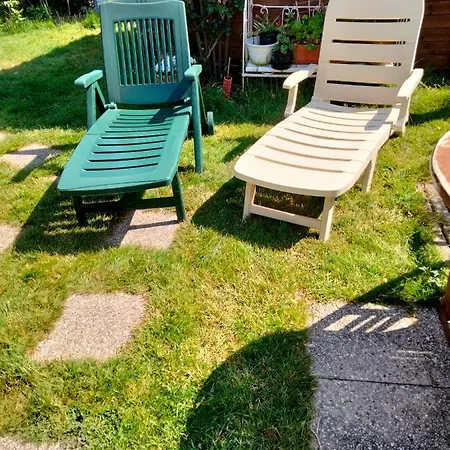 Appartement A Pied Vrai Lit Linge Fourni Jardin