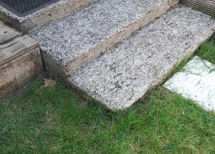 à Pied Vrai Lit Linge Fourni Jardin Appartamento